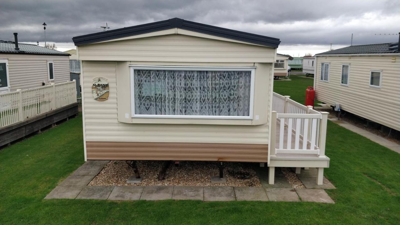 Apartamento 6 Berth Heated On The Chase Skegness Exterior foto